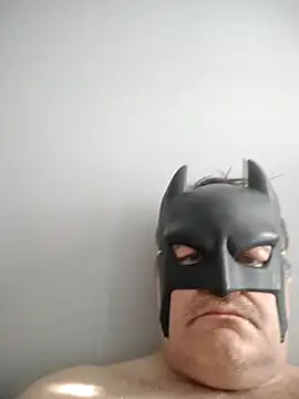 Snapshot of awxz10 chatting on 11.02.25 awxz10 online show from 11.02.25