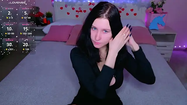 SarahStanley online show from 02.26.26