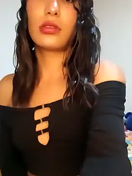 Snapshot of Lanna_hott_ chatting on 01.17.25 Lanna hott  online show from 01.17.25