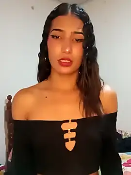 Snapshot of Lanna_hott_ chatting on 01.17.25 Lanna hott  online show from 01.17.25