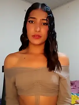 Snapshot of Lanna_hott_ chatting on 01.22.25 Lanna hott  online show from 01.22.25