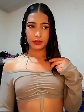 Snapshot of Lanna_hott_ chatting on 02.10.25 Lanna hott  online show from 02.10.25