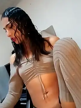 Snapshot of Lanna_hott_ chatting on 02.11.25 Lanna hott  online show from 02.11.25