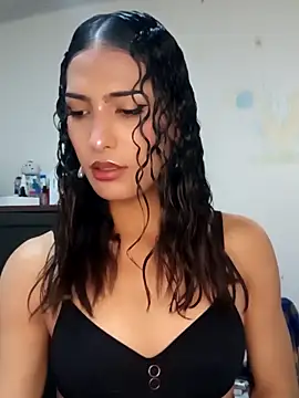 Snapshot of Lanna_hott_ chatting on 03.01.25 Lanna hott  online show from 03.01.25