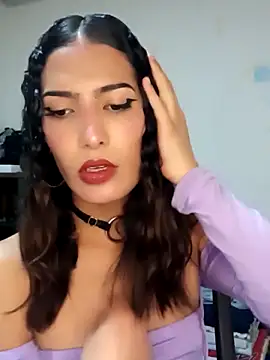 Snapshot of Lanna_hott_ chatting on 03.07.25 Lanna hott  online show from 03.07.25