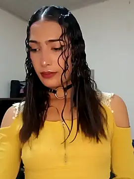 Snapshot of Lanna_hott_ chatting on 03.11.25 Lanna hott  online show from 03.11.25
