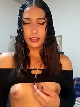 Snapshot of Lanna_hott_ chatting on 03.16.25 Lanna hott  online show from 03.16.25