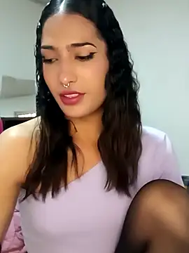 Snapshot of Lanna_hott_ chatting on 03.19.25 Lanna hott  online show from 03.19.25