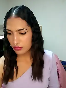 Snapshot of Lanna_hott_ chatting on 03.19.25 Lanna hott  online show from 03.19.25
