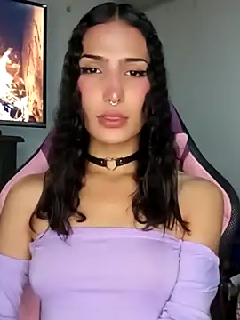 Snapshot of Lanna_hott_ chatting on 09.27.25 Lanna hott  online show from 09.27.25