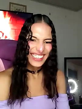 Snapshot of Lanna_hott_ chatting on 10.19.25 Lanna hott  online show from 10.19.25