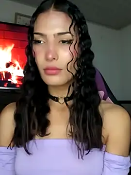 Lanna hott  online show from 11.15.25