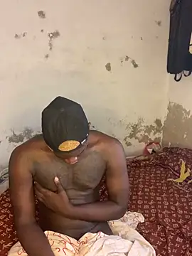 Snapshot of bad-boy-2002 chatting on 01.13.25 bad-boy-2002 online show from 01.13.25