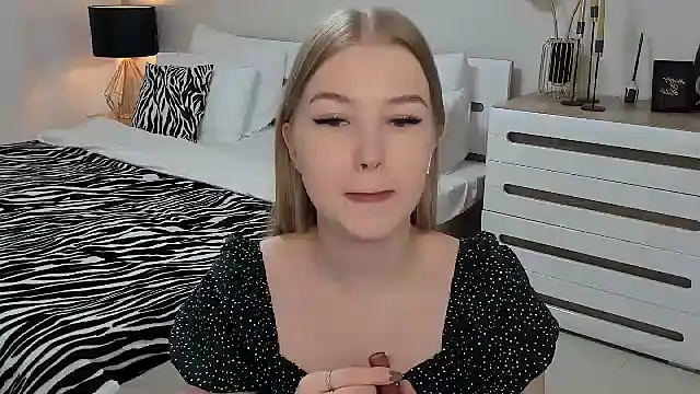 shy  lady online show from 03.17.25