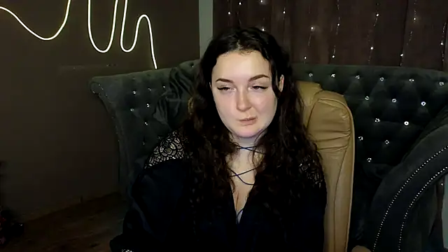 GloriNichols online show from 01.05.25