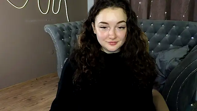 GloriNichols online show from 01.24.25