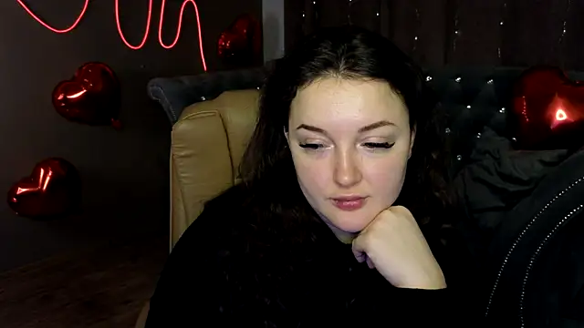 GloriNichols online show from 02.12.25