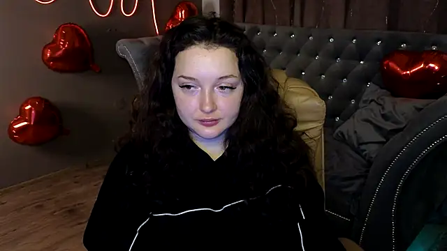 GloriNichols online show from 02.27.25