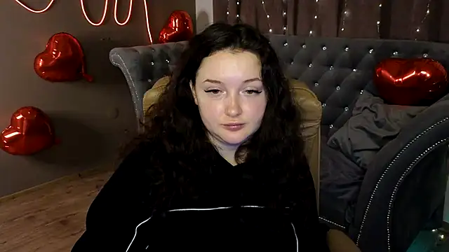 GloriNichols online show from 02.27.25