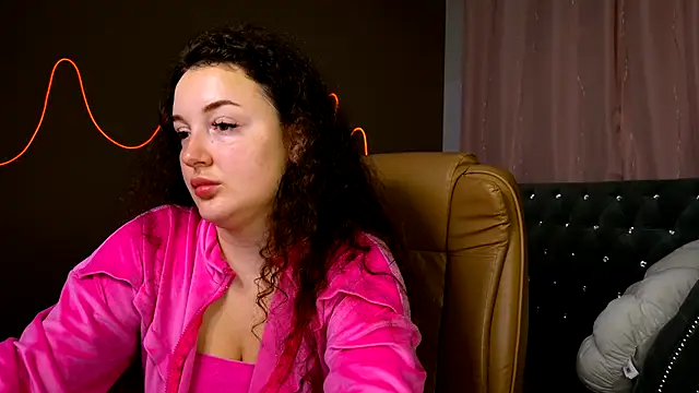 GloriNichols online show from 09.20.25