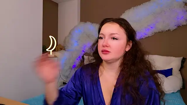 GloriNichols online show from 11.21.25