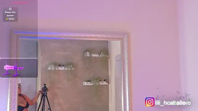 Snapshot of Lilithcaballero chatting on 01.21.25 Lilithcaballero online show from 01.21.25