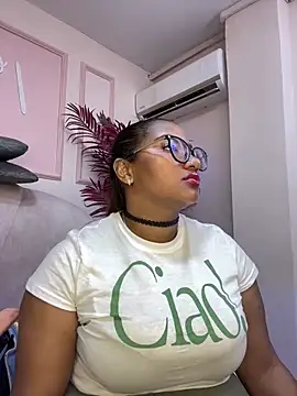 Snapshot of Lilithcaballero chatting on 02.23.25 Lilithcaballero online show from 02.23.25