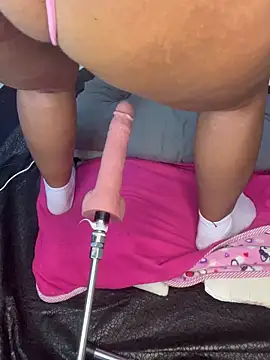 Snapshot of Lilithcaballero chatting on 03.12.25 Lilithcaballero online show from 03.12.25