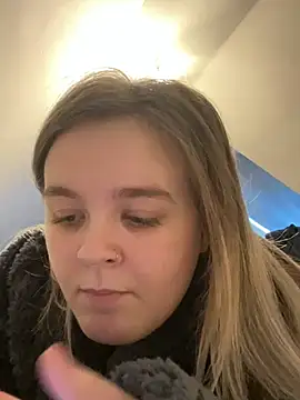 Snapshot of princess_blondex chatting on 01.15.25 princess blondex online show from 01.15.25