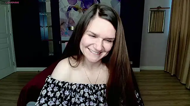 AriaGray online show from 12.22.25