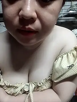 VyOanh2K online show from 05.13.26