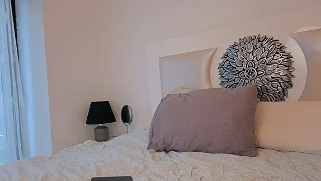 my lina online show from 12.28.24