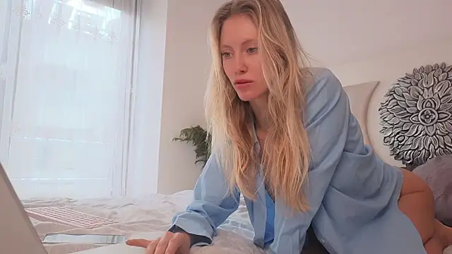 my lina online show from 03.04.25