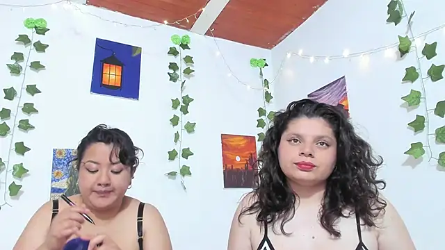 Karol IsabelCouple online show from 12.28.24