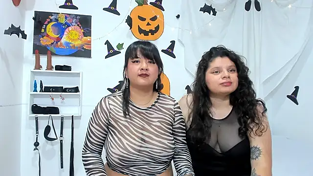 Karol IsabelCouple online show from 10.21.25