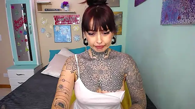 LolaRouse online show from 12.10.24