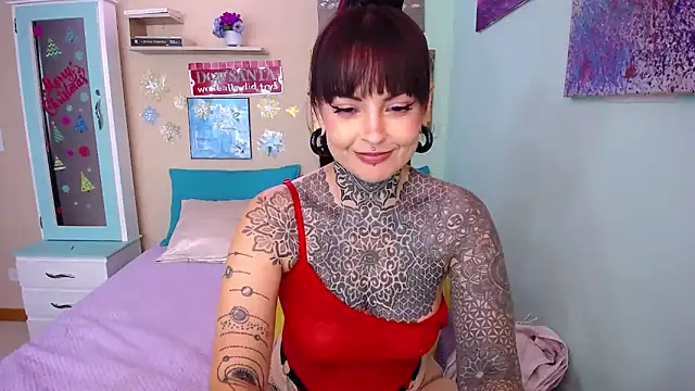 LolaRouse online show from 12.18.24