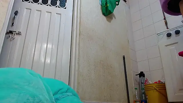 GabyThoms online show from 01.15.25