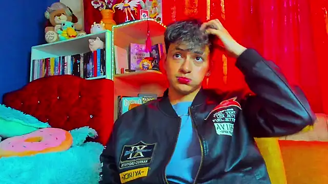 GabyThoms online show from 02.26.25