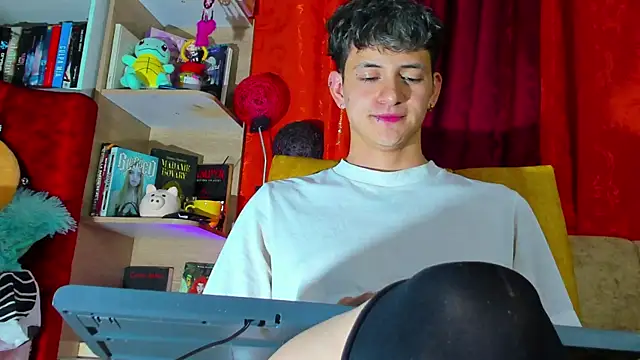 GabyThoms online show from 03.05.25