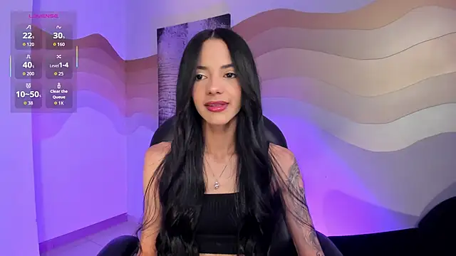 Snapshot of HannahJamesX chatting on 06.13.26 HannahJamesX online show from 06.13.26