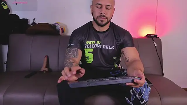 elian r online show from 02.22.26