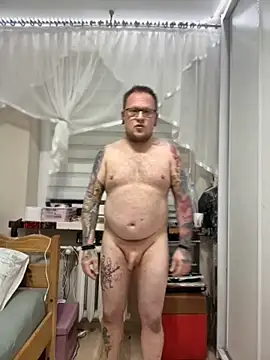 PierreNaked89 online show from 11.17.25