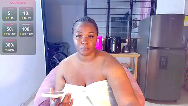 CiaraEbony online show from 02.06.25