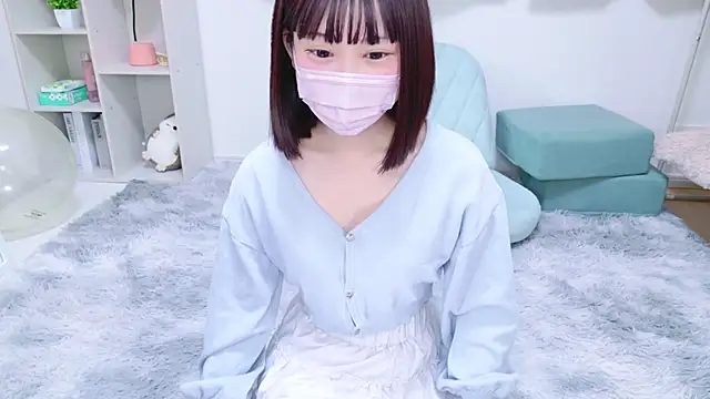 Snapshot of x-naru-x chatting on 01.23.25 x-naru-x online show from 01.23.25