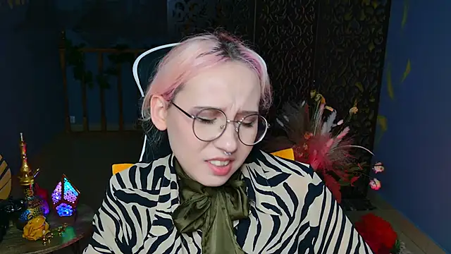 JasmineMilko online show from 02.21.25