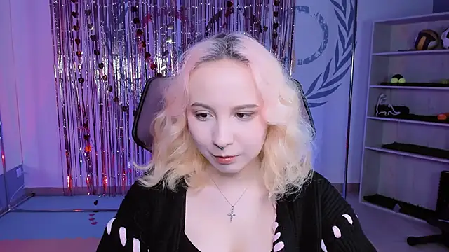 JasmineMilko online show from 02.28.25