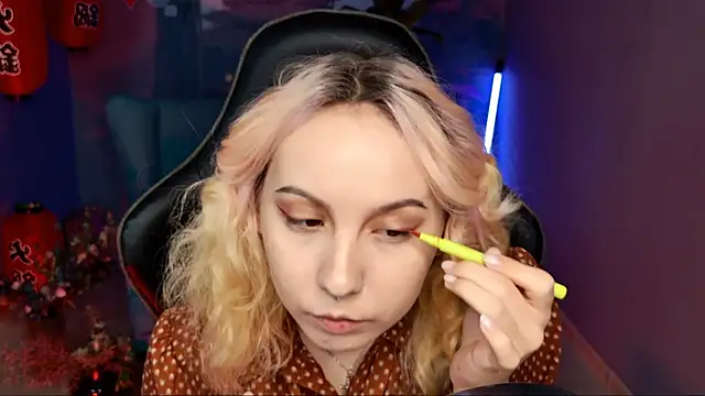 JasmineMilko online show from 03.18.25