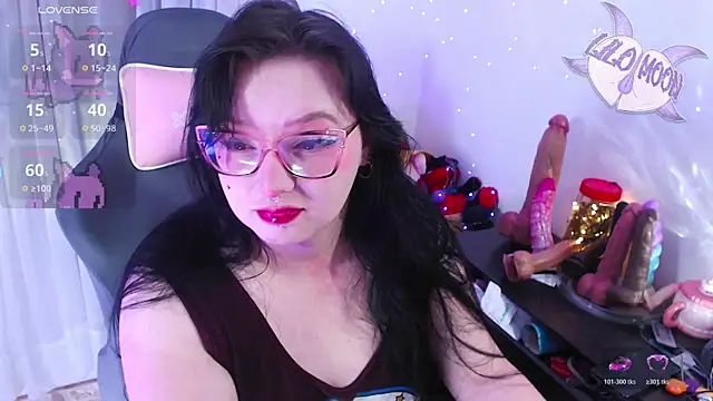 LiloMoon69 online show from 04.14.26