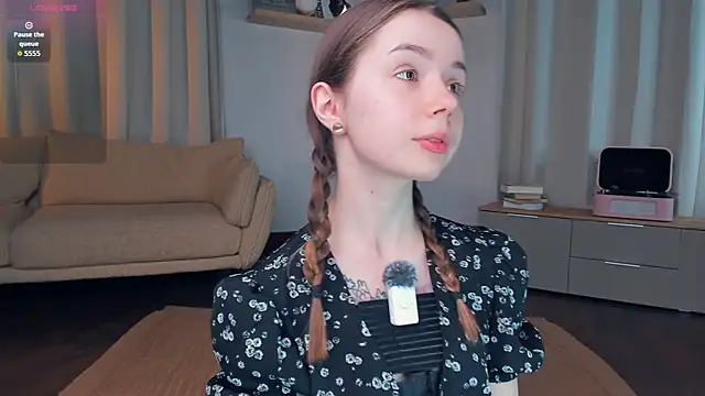 DominikaElis online show from 05.10.26